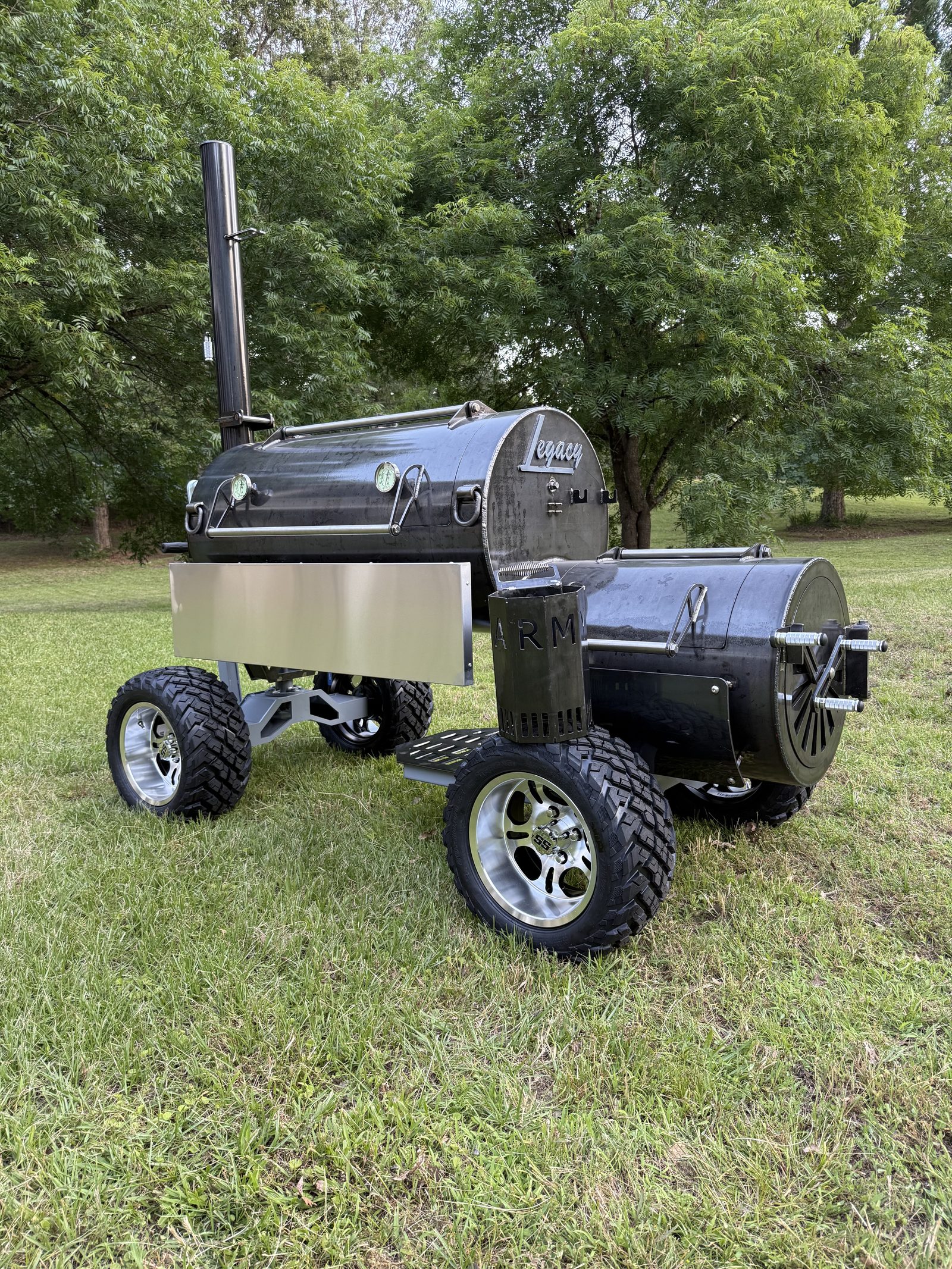 94-Gallon Offset Smoker Off-Road Edition